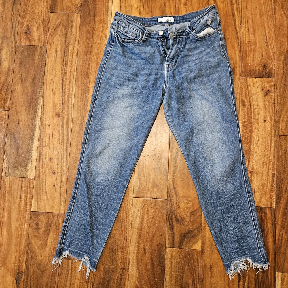 Vervet Distressed Blue Cropped Jeans